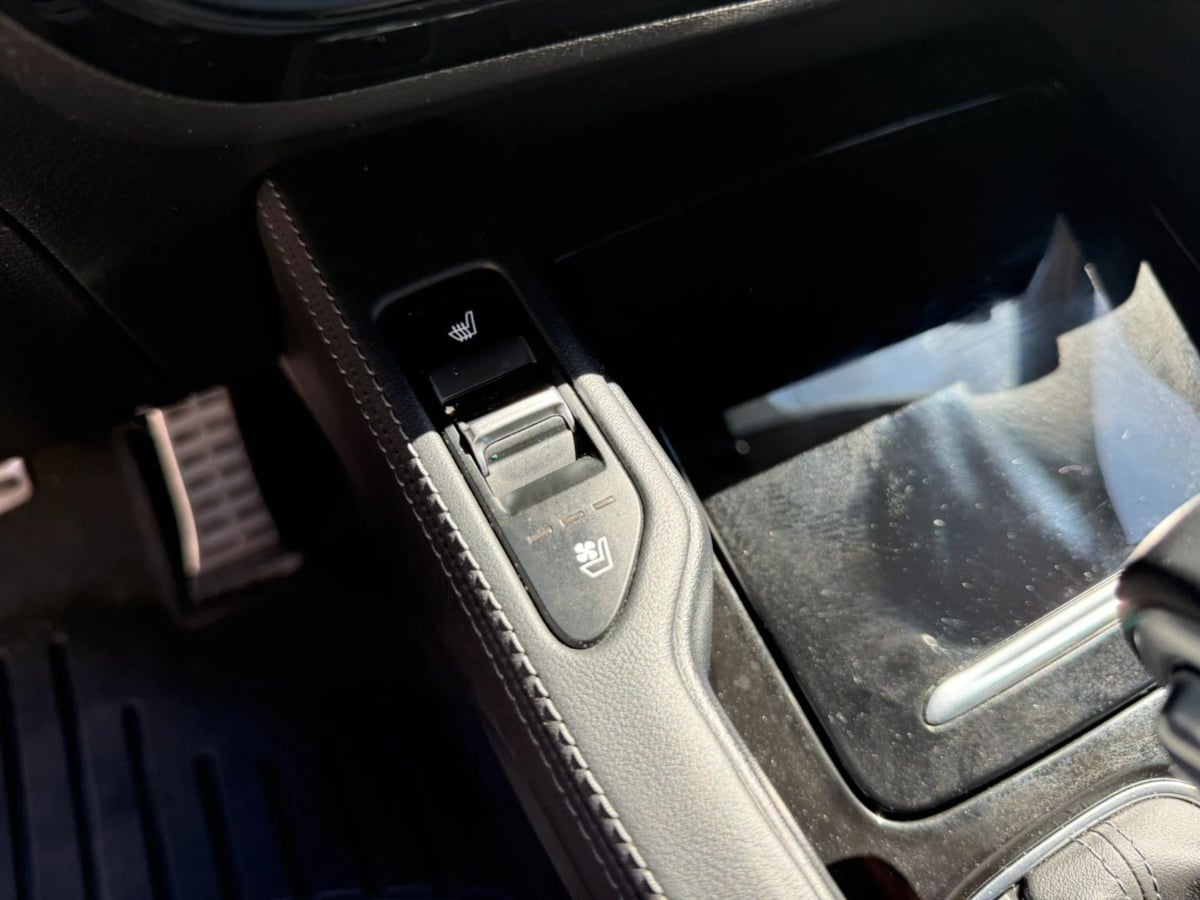 Photo 36 of this Kia Telluride
