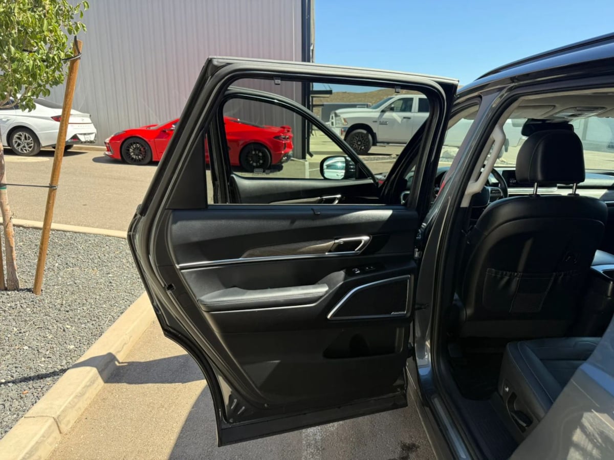 Photo 45 of this Kia Telluride