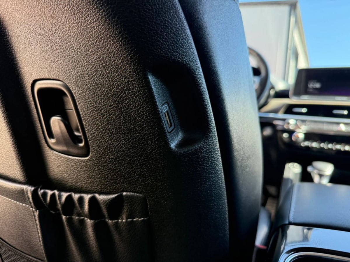 Photo 54 of this Kia Telluride