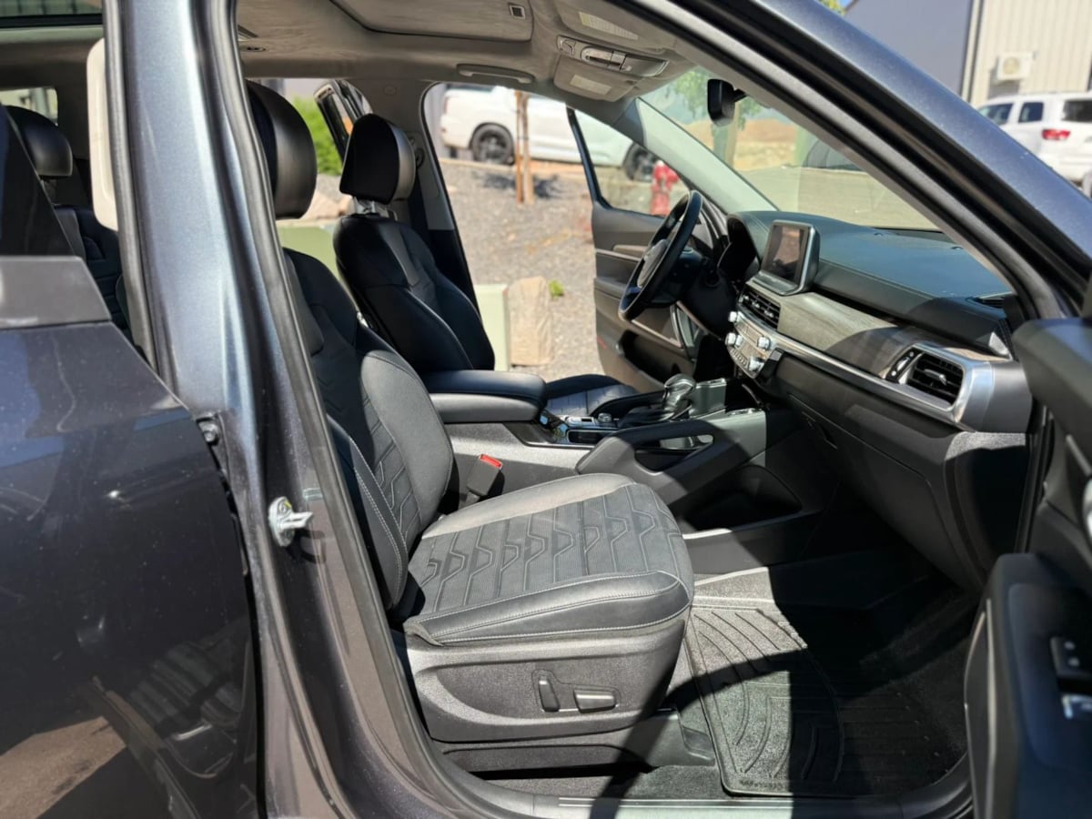 Photo 76 of this Kia Telluride