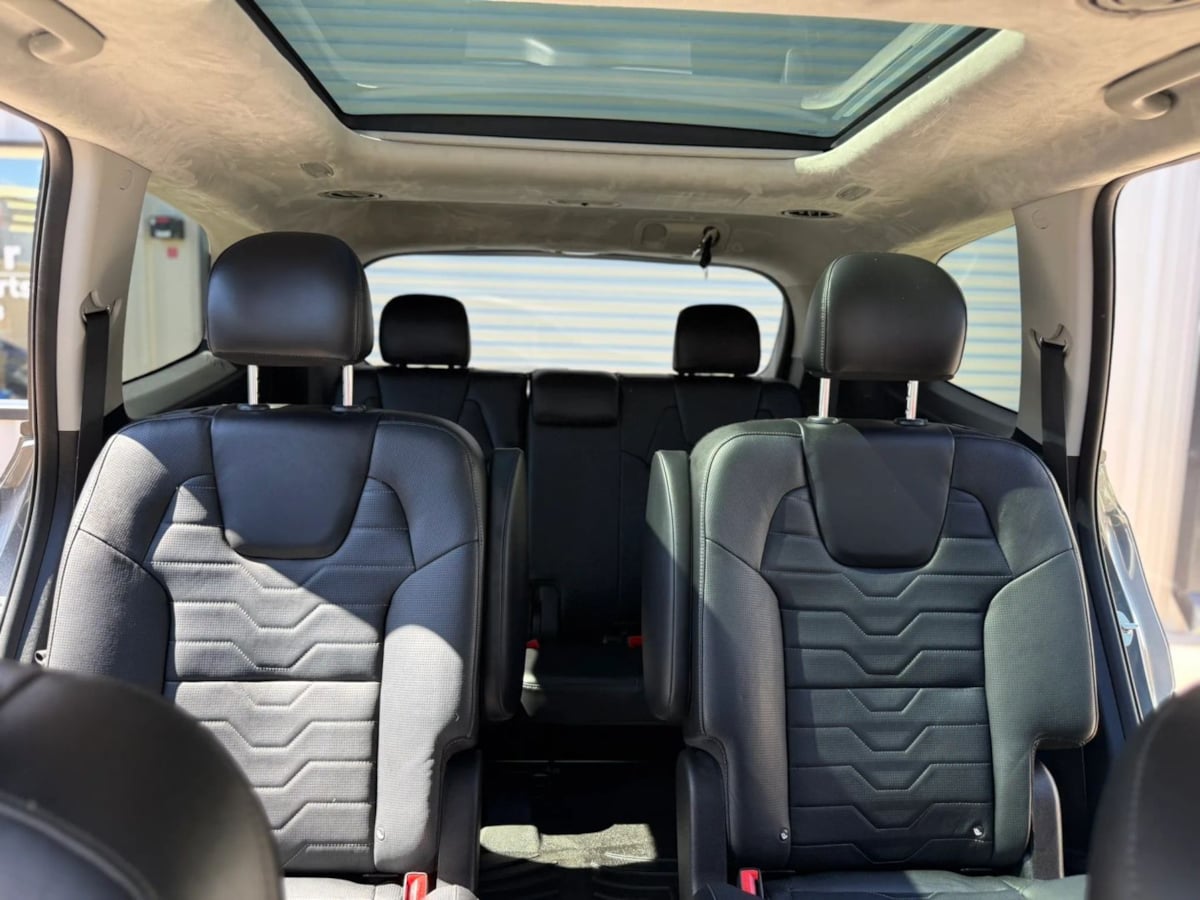 Photo 83 of this Kia Telluride