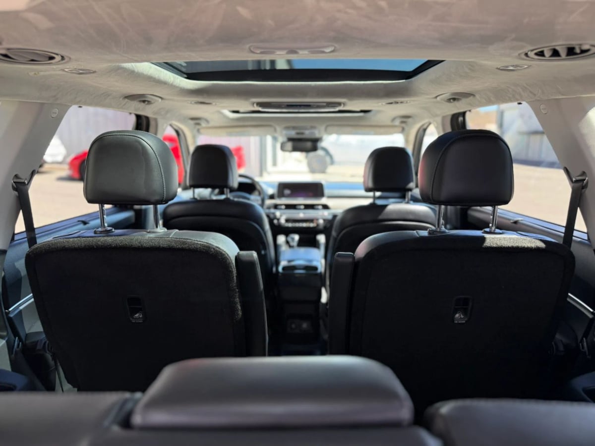 Photo 85 of this Kia Telluride