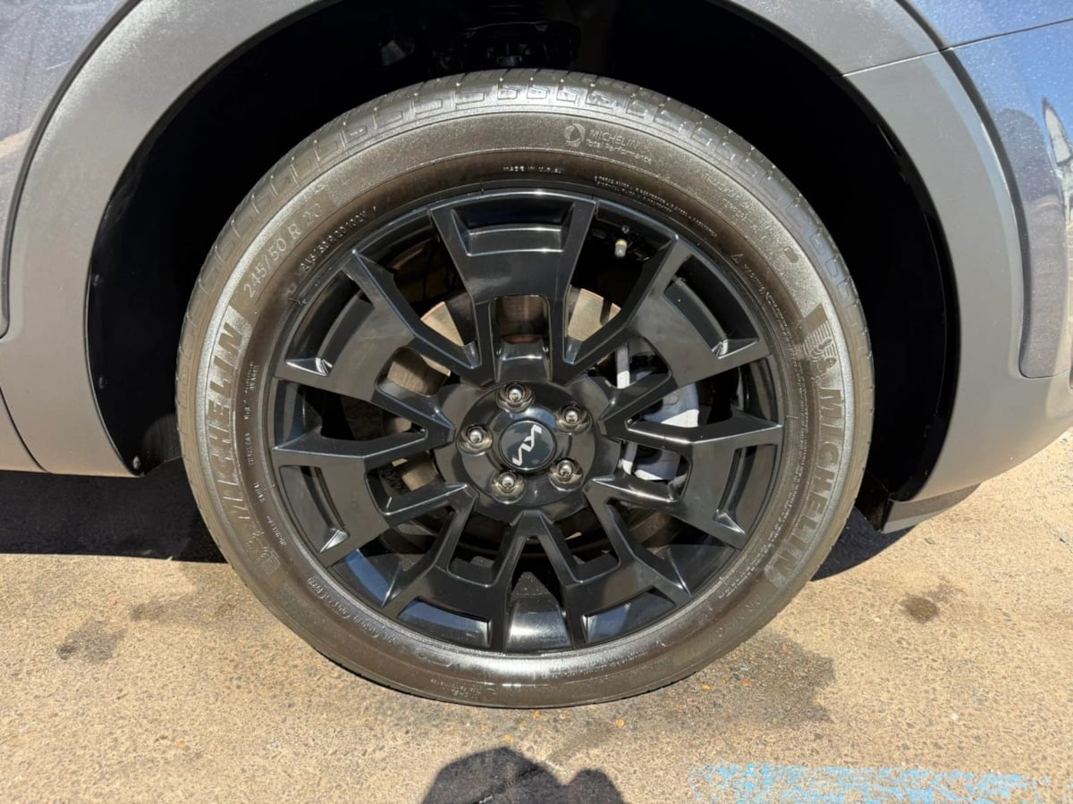 Photo 99 of this Kia Telluride