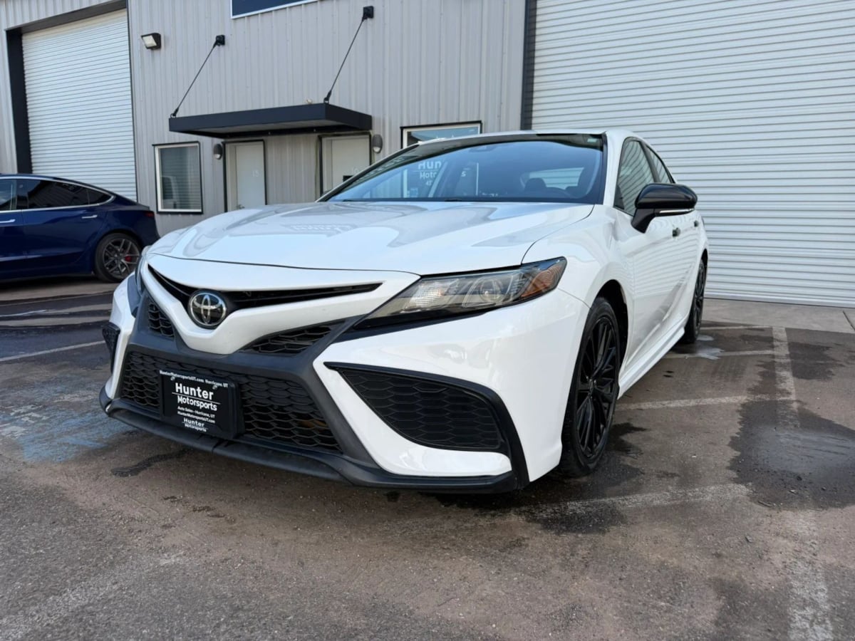 Photo 14 of this Toyota Camry