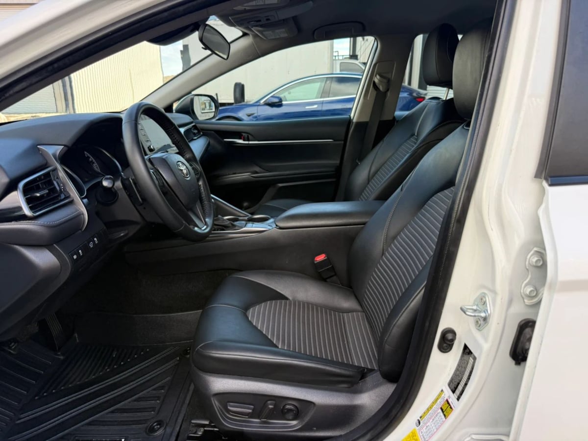 Photo 15 of this Toyota Camry