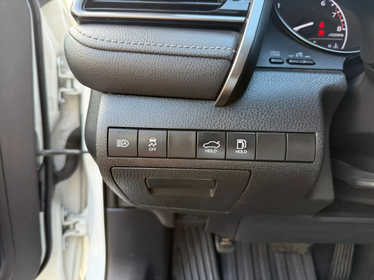 Photo 26 of this Toyota Camry