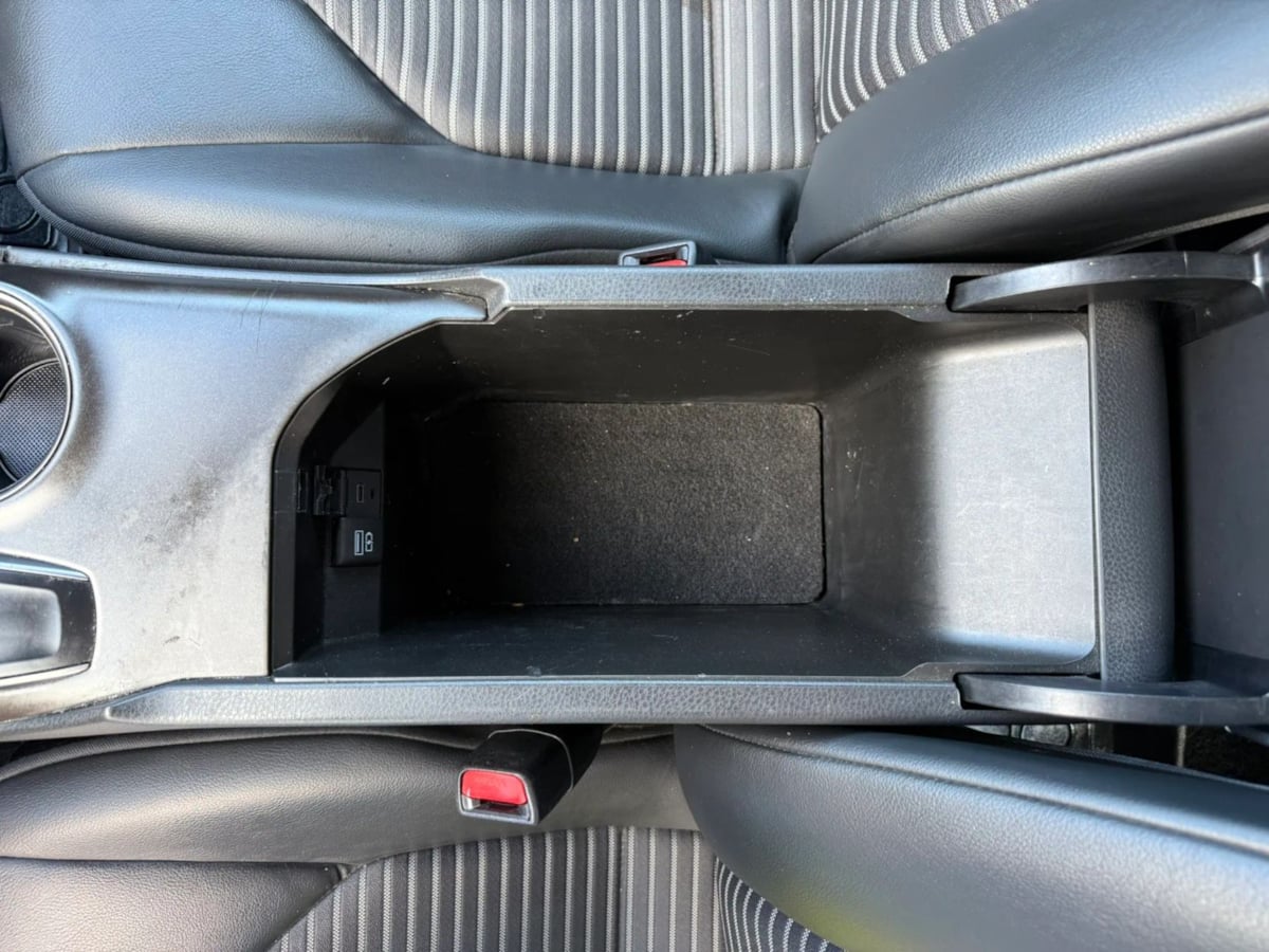Photo 32 of this Toyota Camry