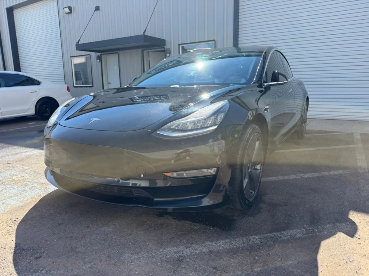 Photo 14 of this Tesla Model 3
