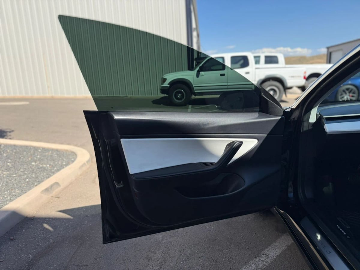 Photo 33 of this Tesla Model 3