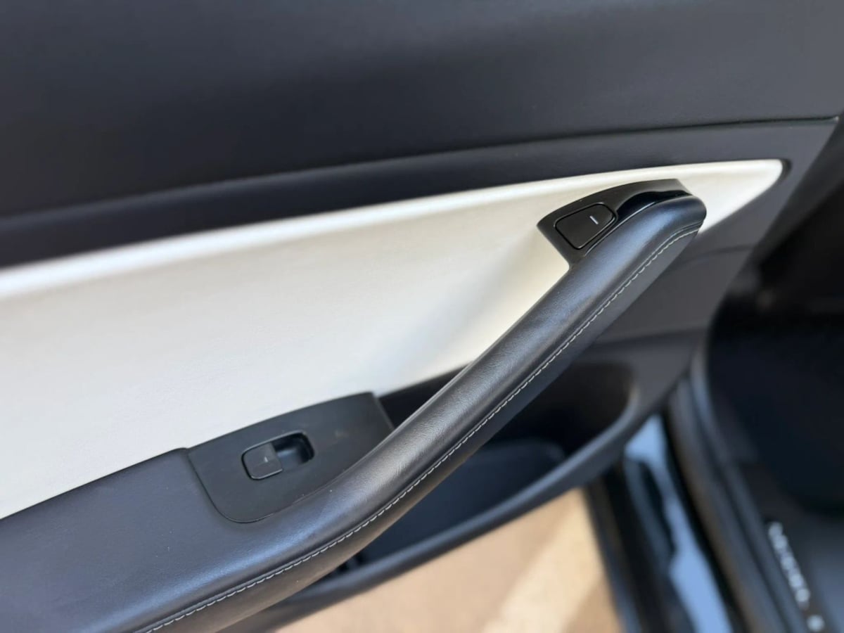 Photo 36 of this Tesla Model 3