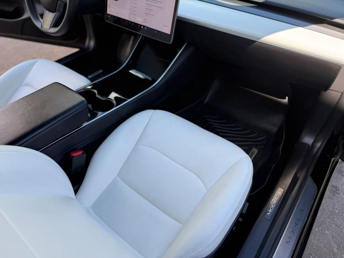 Photo 53 of this Tesla Model 3