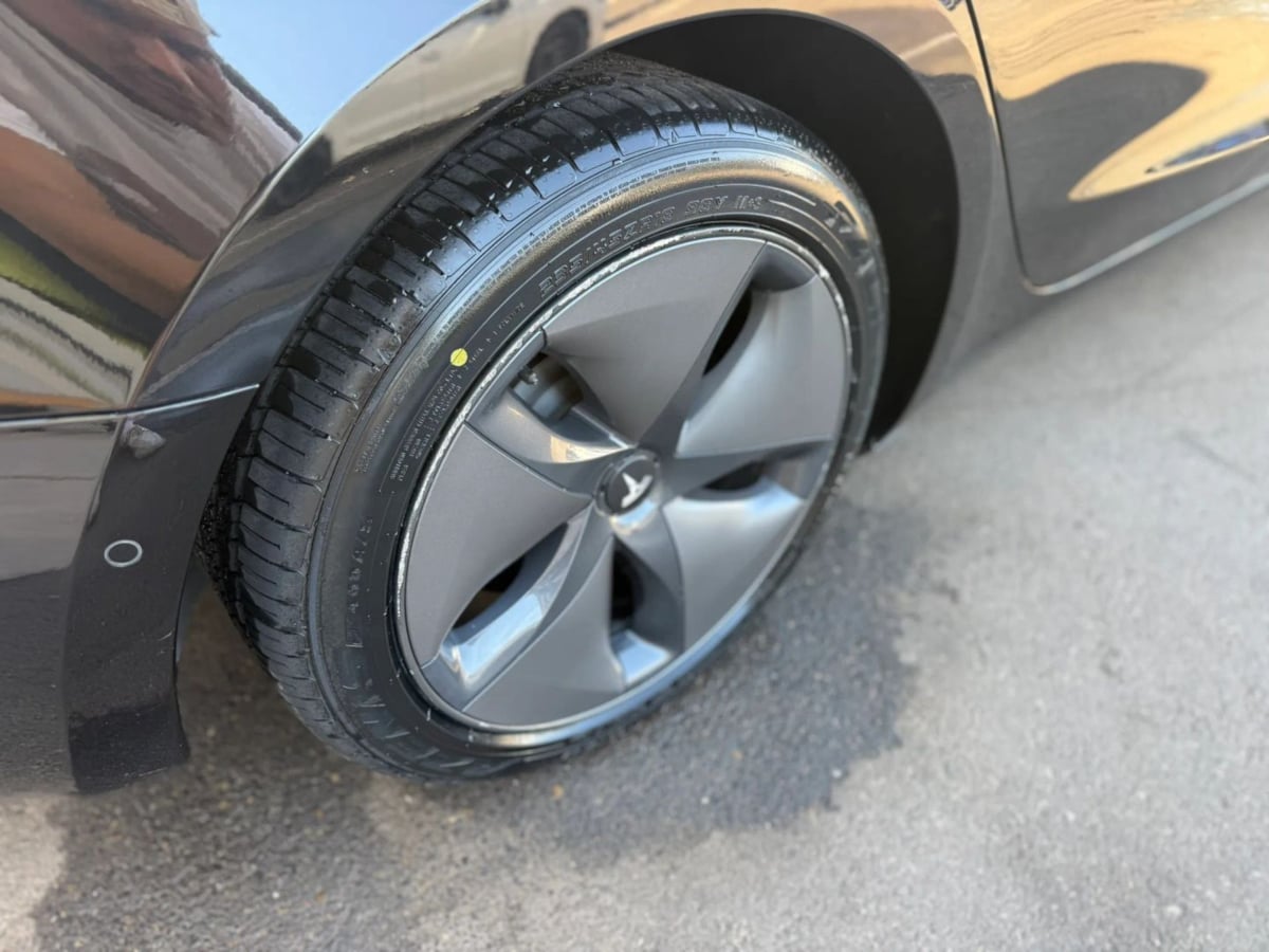 Photo 72 of this Tesla Model 3