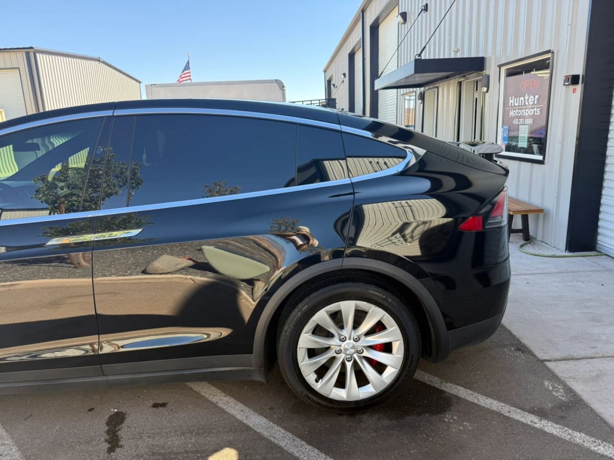 Photo 3 of this Tesla Model X