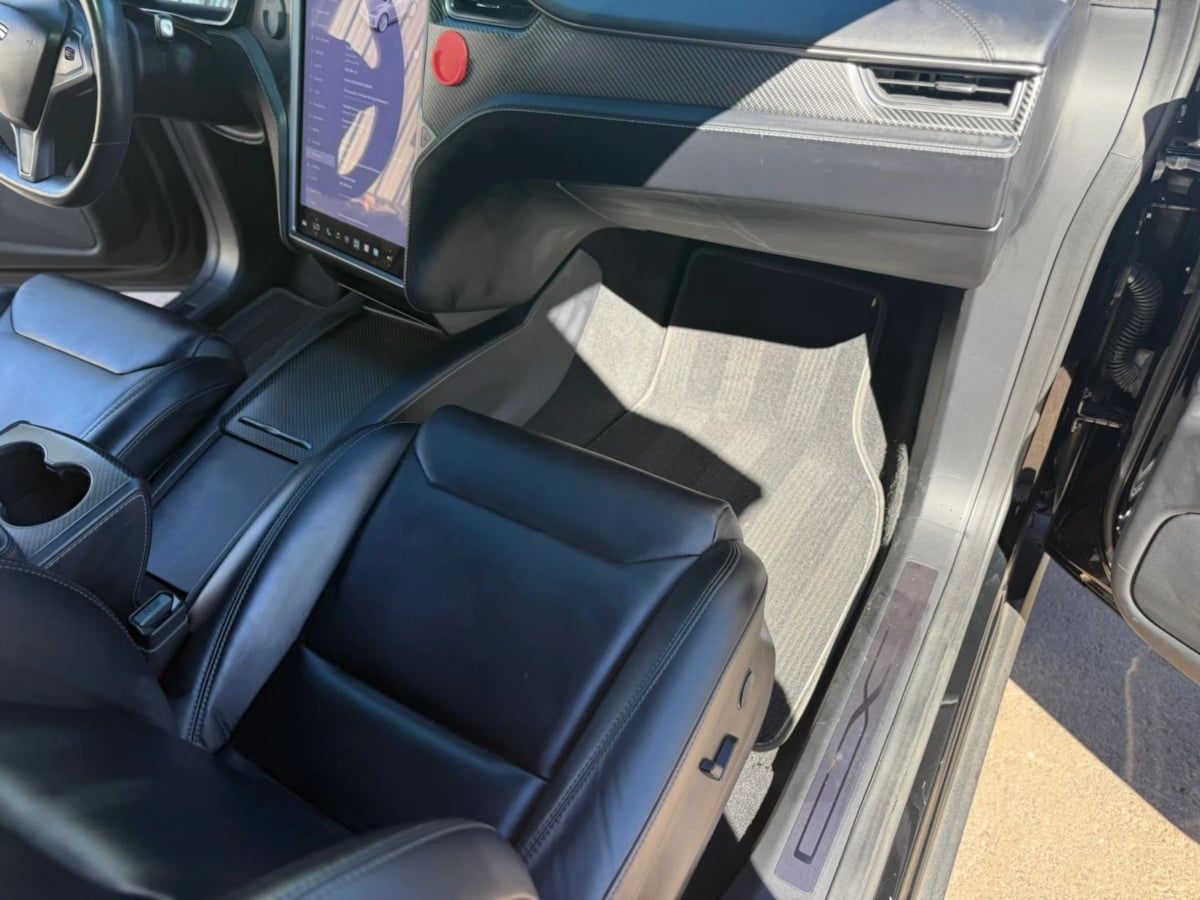 Photo 58 of this Tesla Model X