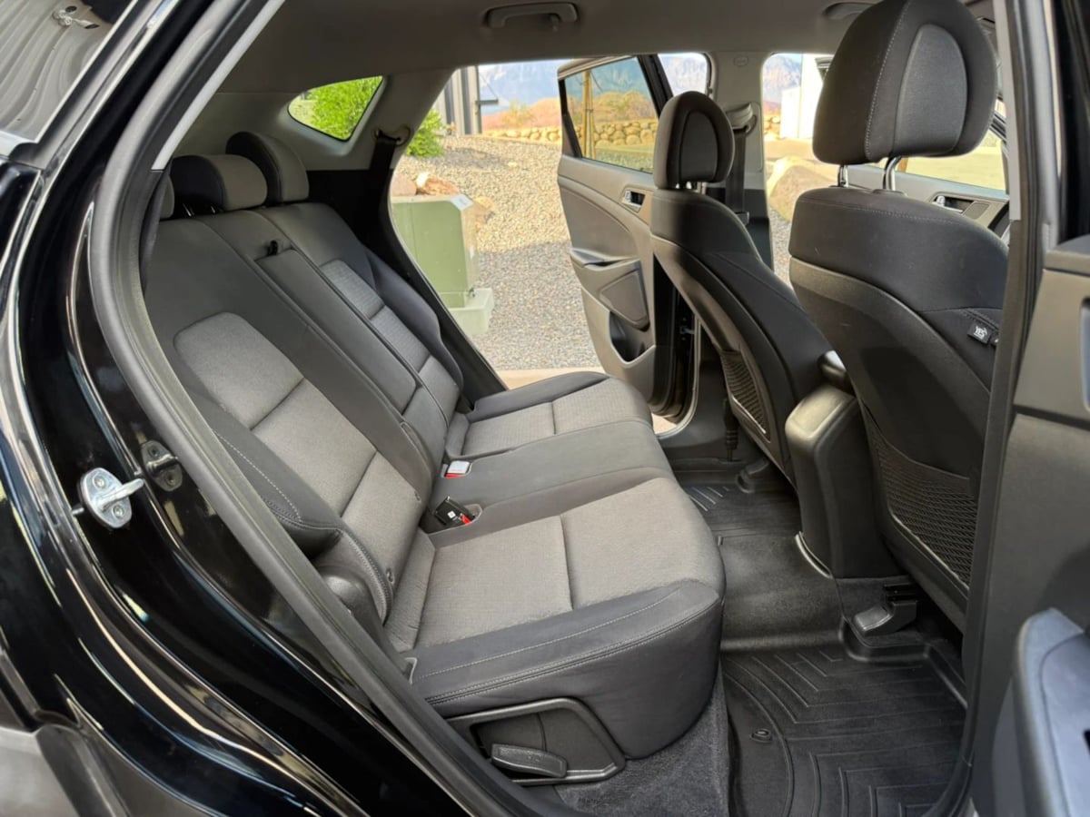 Photo 48 of this Hyundai Tucson