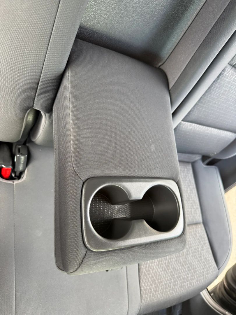 Photo 53 of this Hyundai Tucson