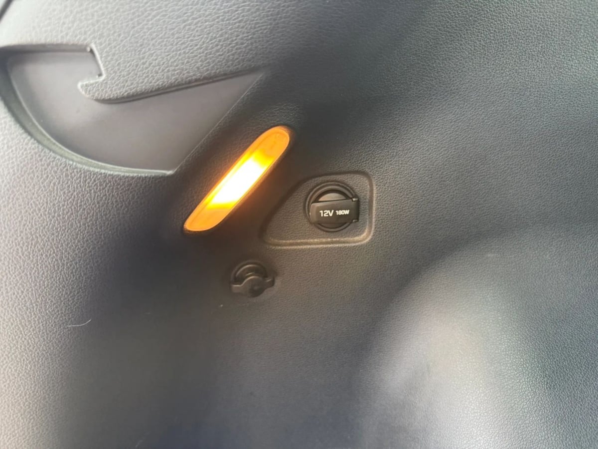 Photo 70 of this Hyundai Tucson