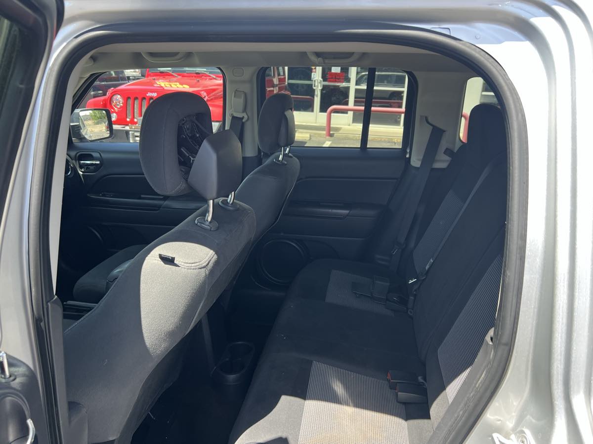 2010 Ford Escape XLT - Photo 8