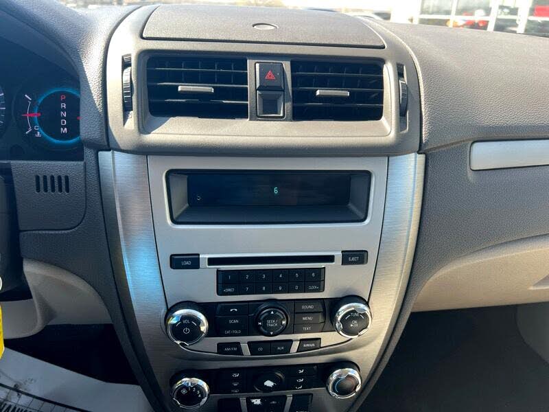 2012 Ford Fusion SE - Photo 10