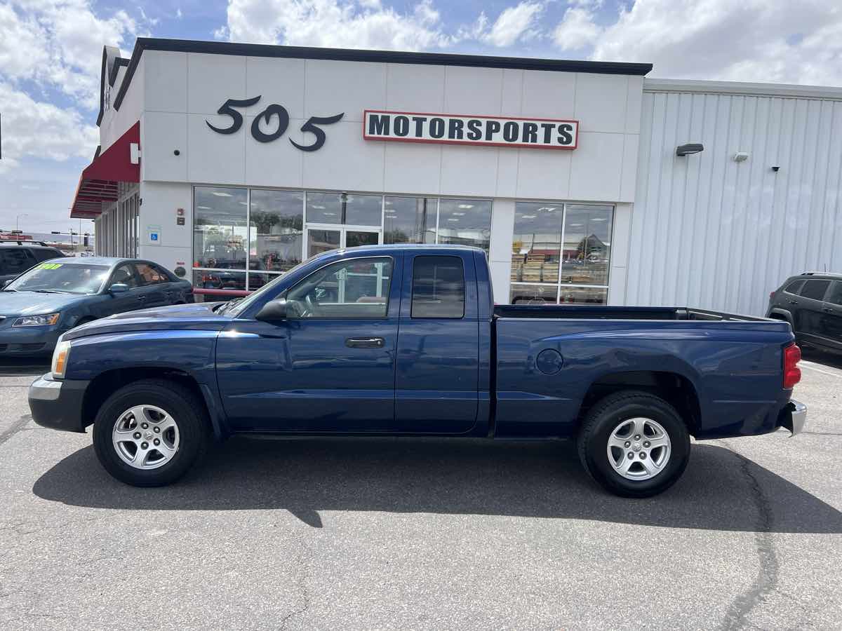 2005 Dodge Dakota's photo