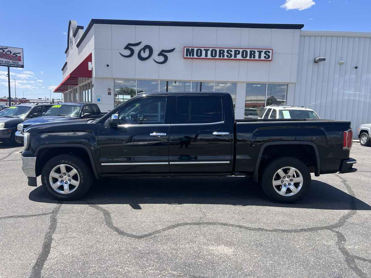2018 GMC Sierra 4WD Crew Cab Short Box SLT's photo