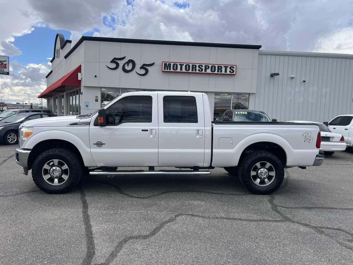 2011 Ford Super Duty F-250 SRW Lariat