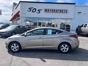 View 2014 Hyundai Elantra