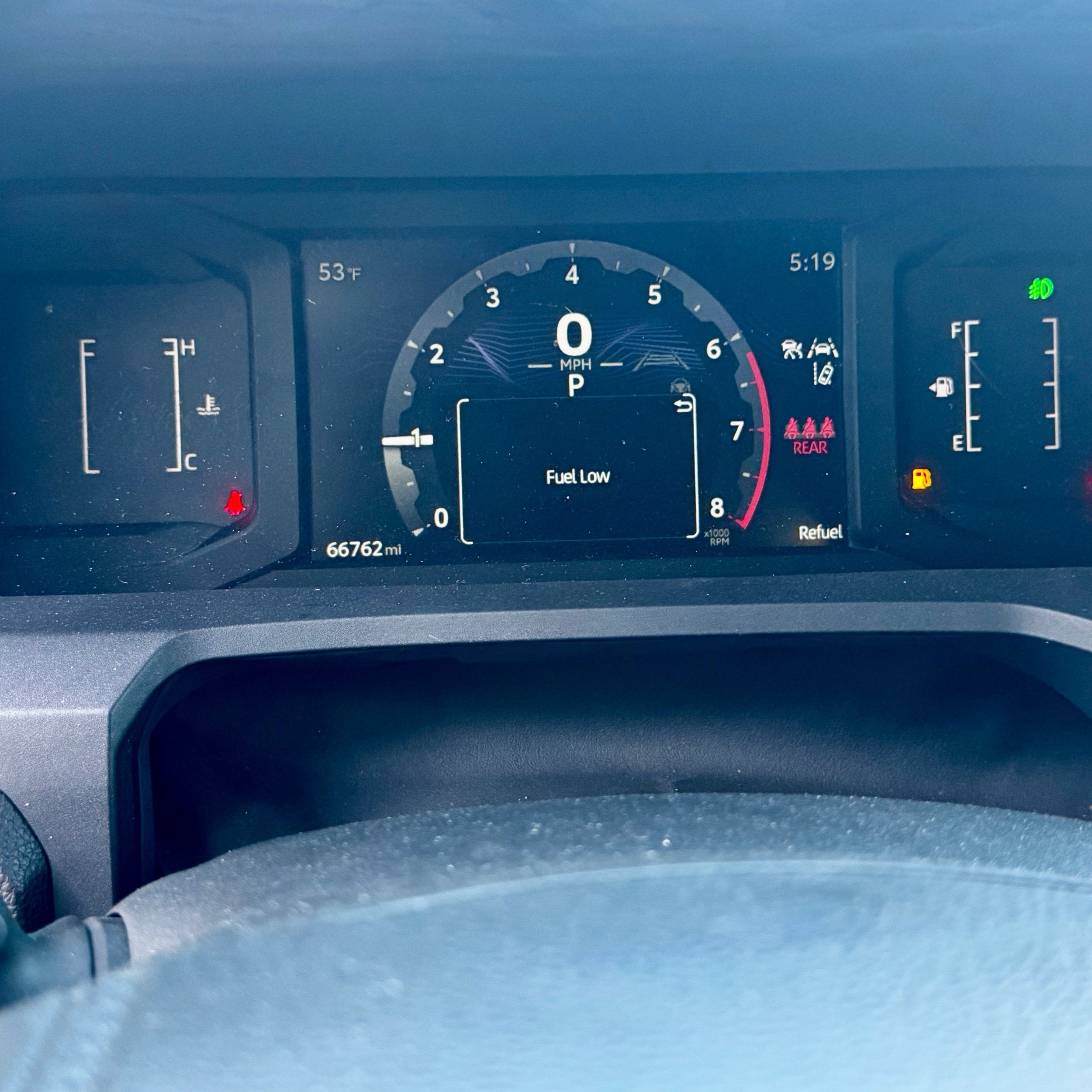 2024 Toyota Tacoma SR5 - Photo 11