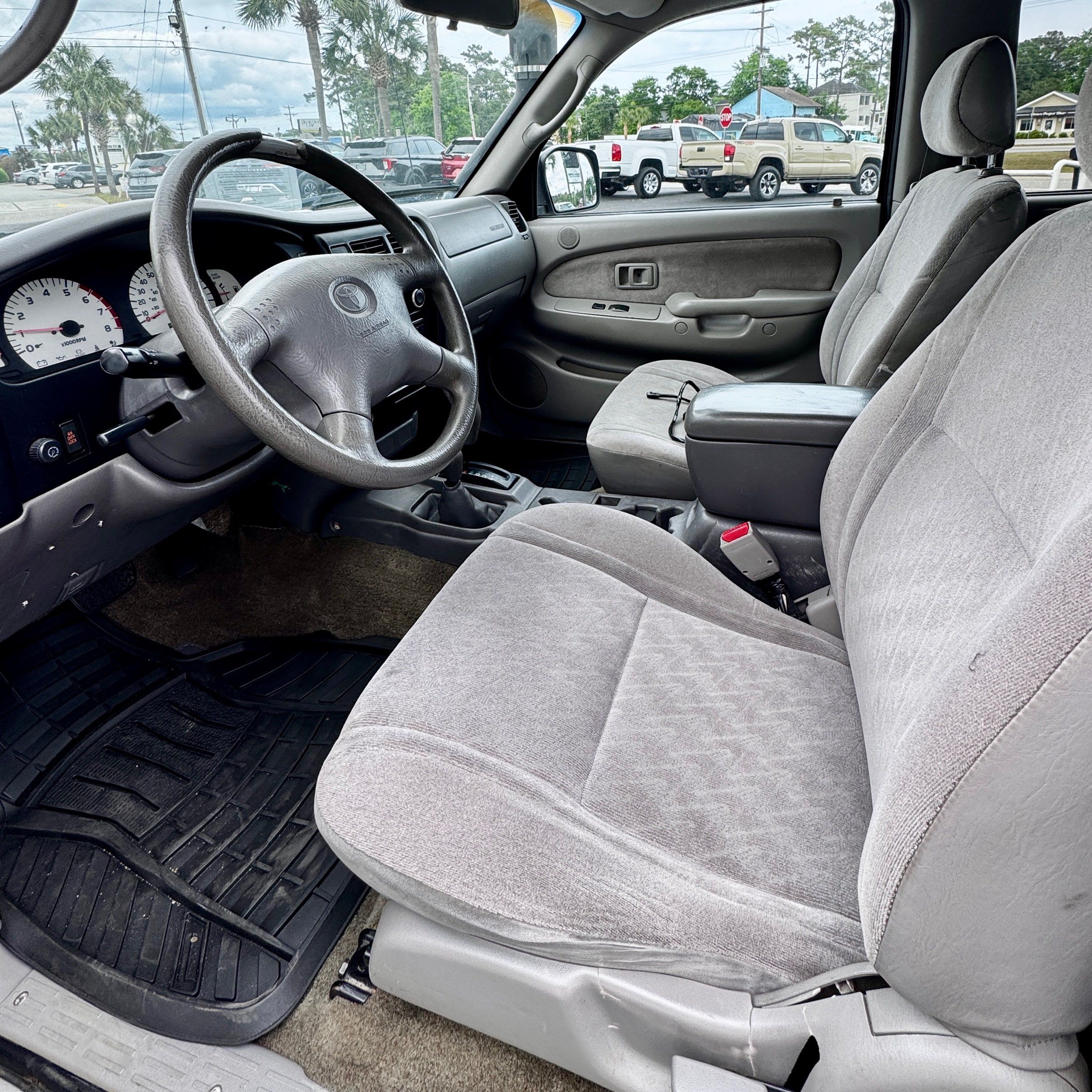 2004 Toyota Tacoma Base - Photo 7