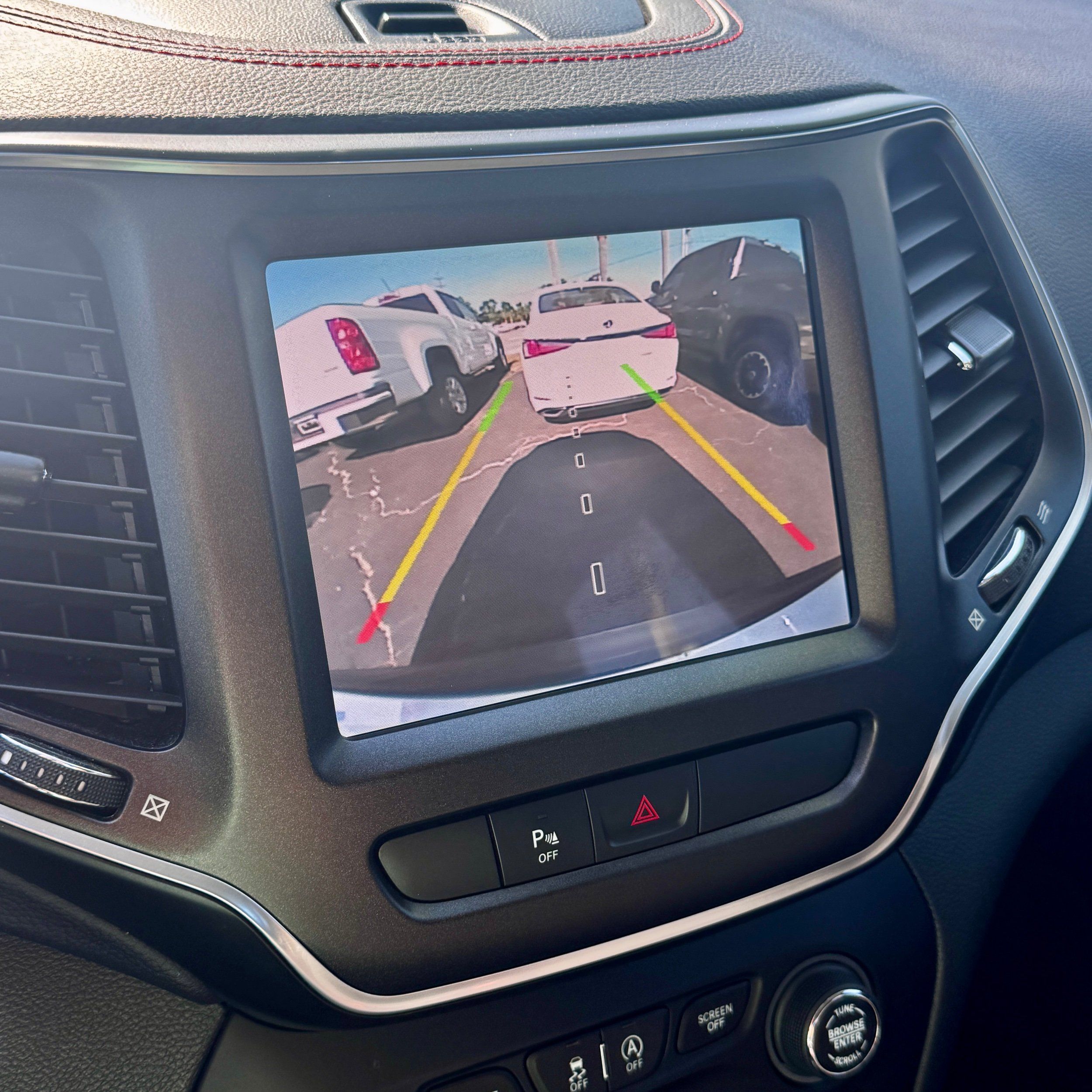 2019 Jeep Cherokee Trailhawk - Photo 10