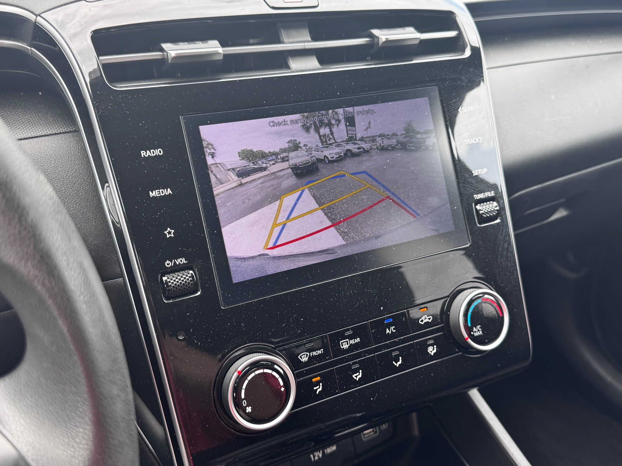 2022 Hyundai Santa Cruz SEL - Photo 11