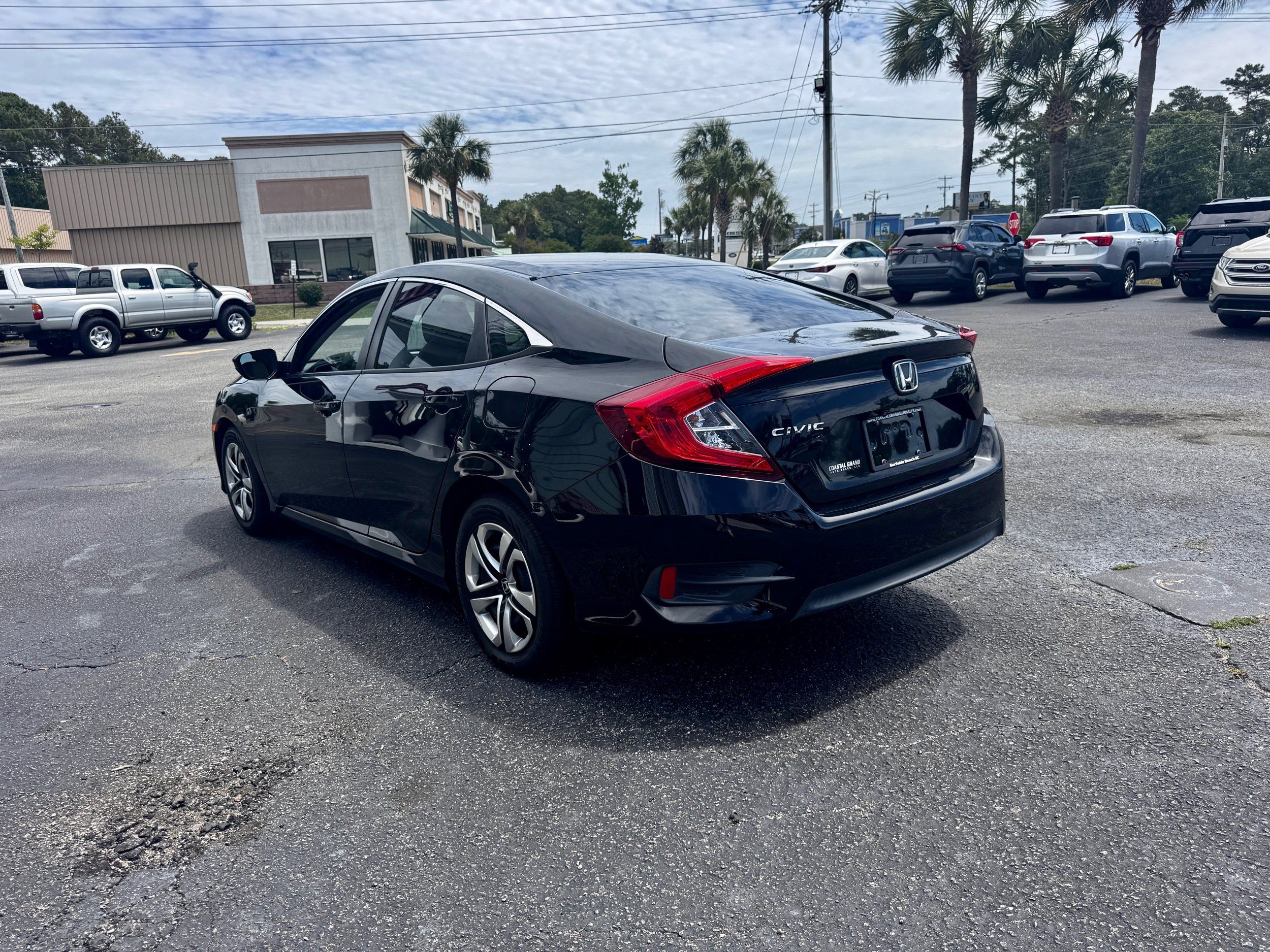 2018 Honda Civic LX - Photo 4