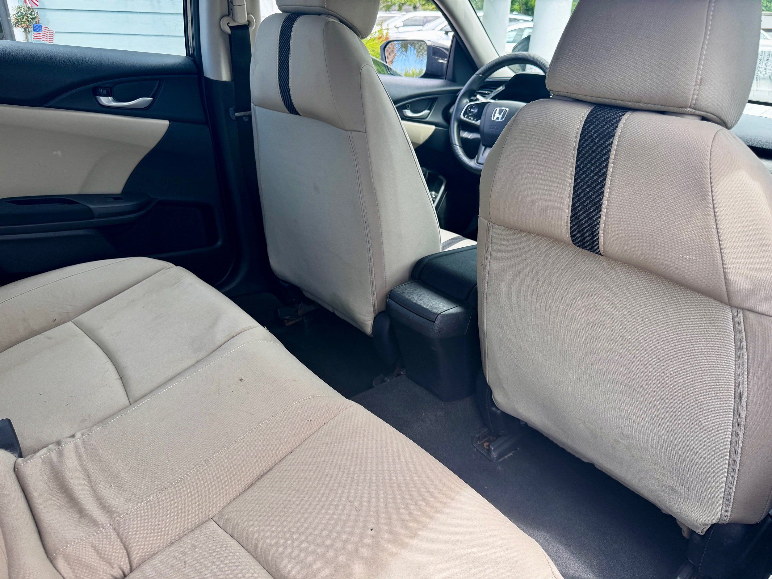 2018 Honda Civic LX - Photo 7
