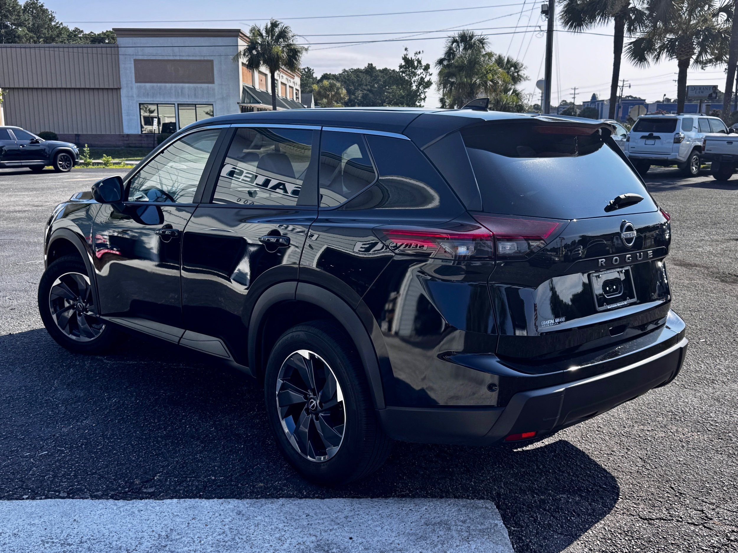 2025 Nissan Rogue SV - Photo 5