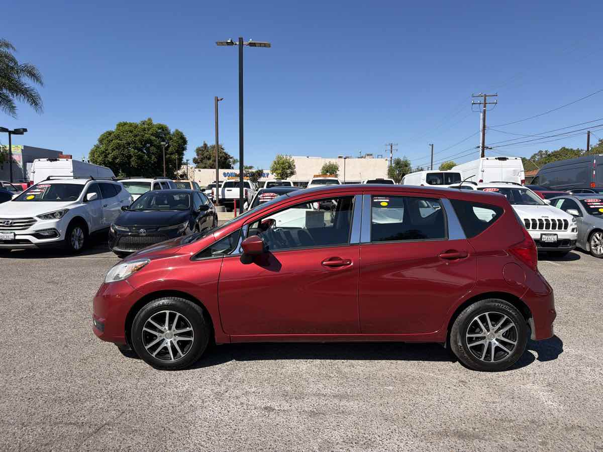 Nissan Versa Note photo 3