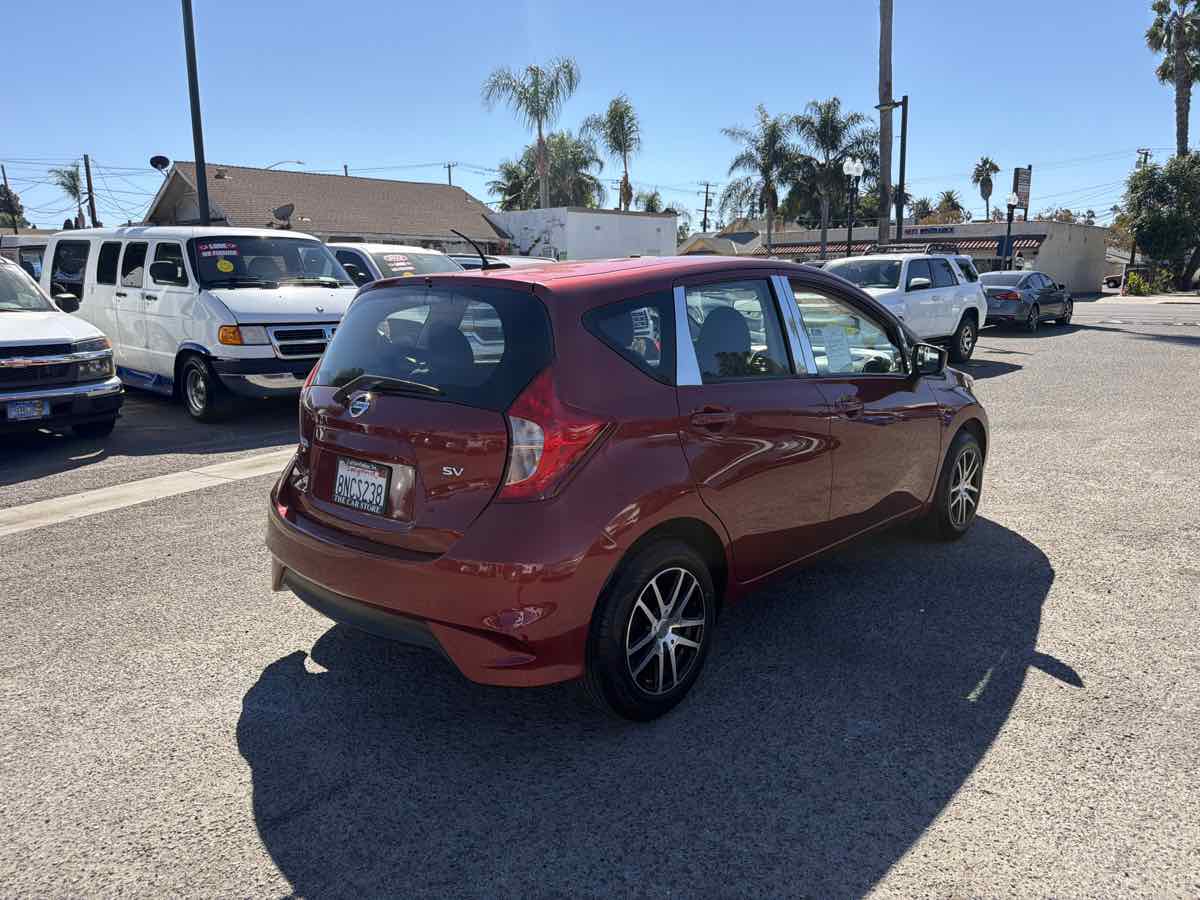 Nissan Versa Note photo 6
