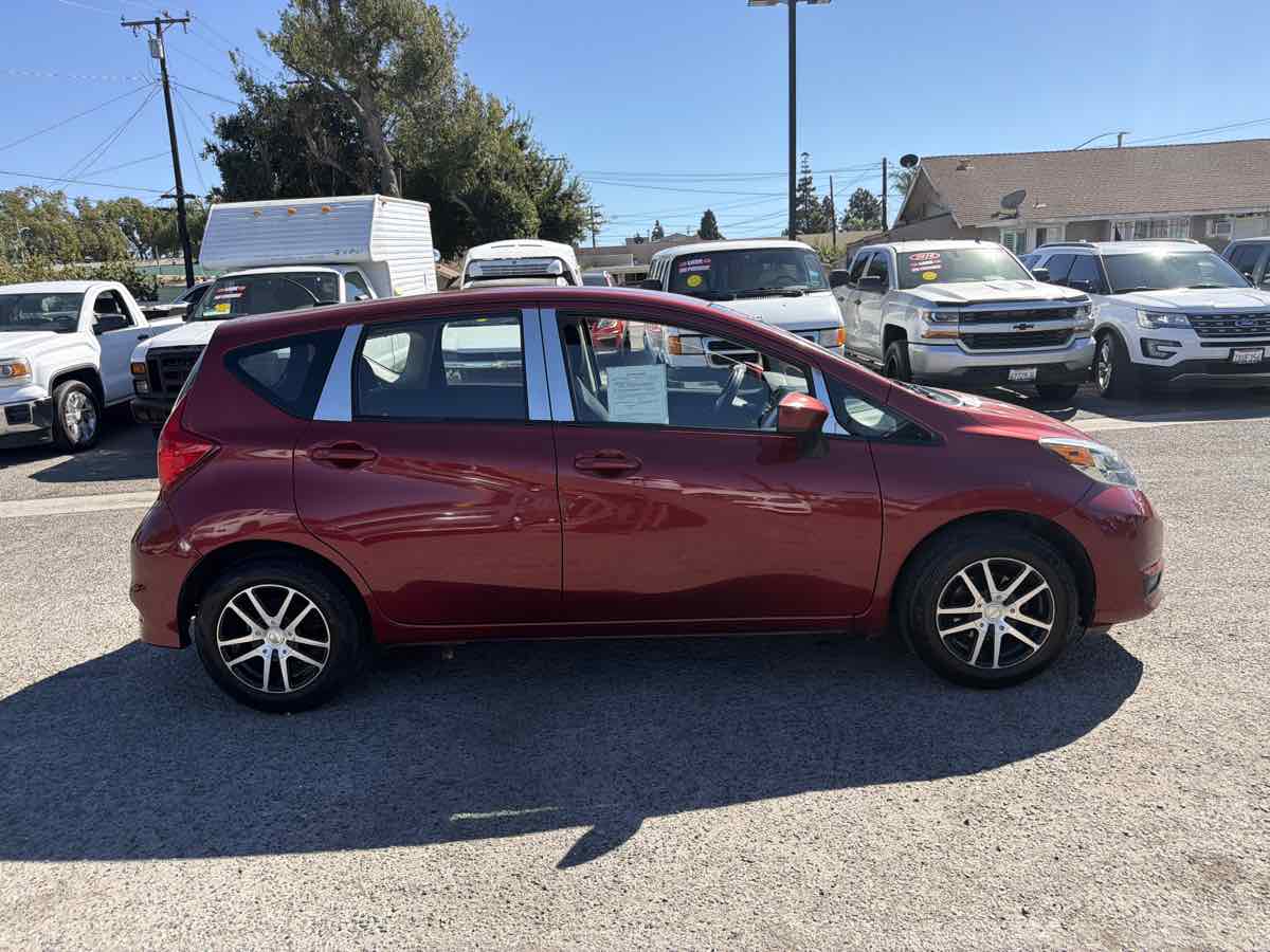 Nissan Versa Note photo 7