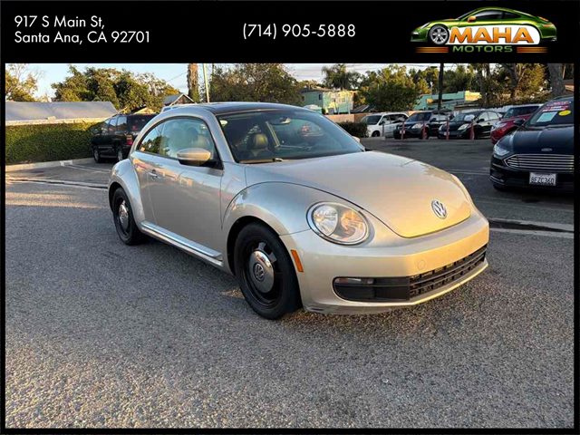 Moonrock Silver Metallic 2014 Volkswagen Beetle Hatchback Front-Wheel Drive Automatic