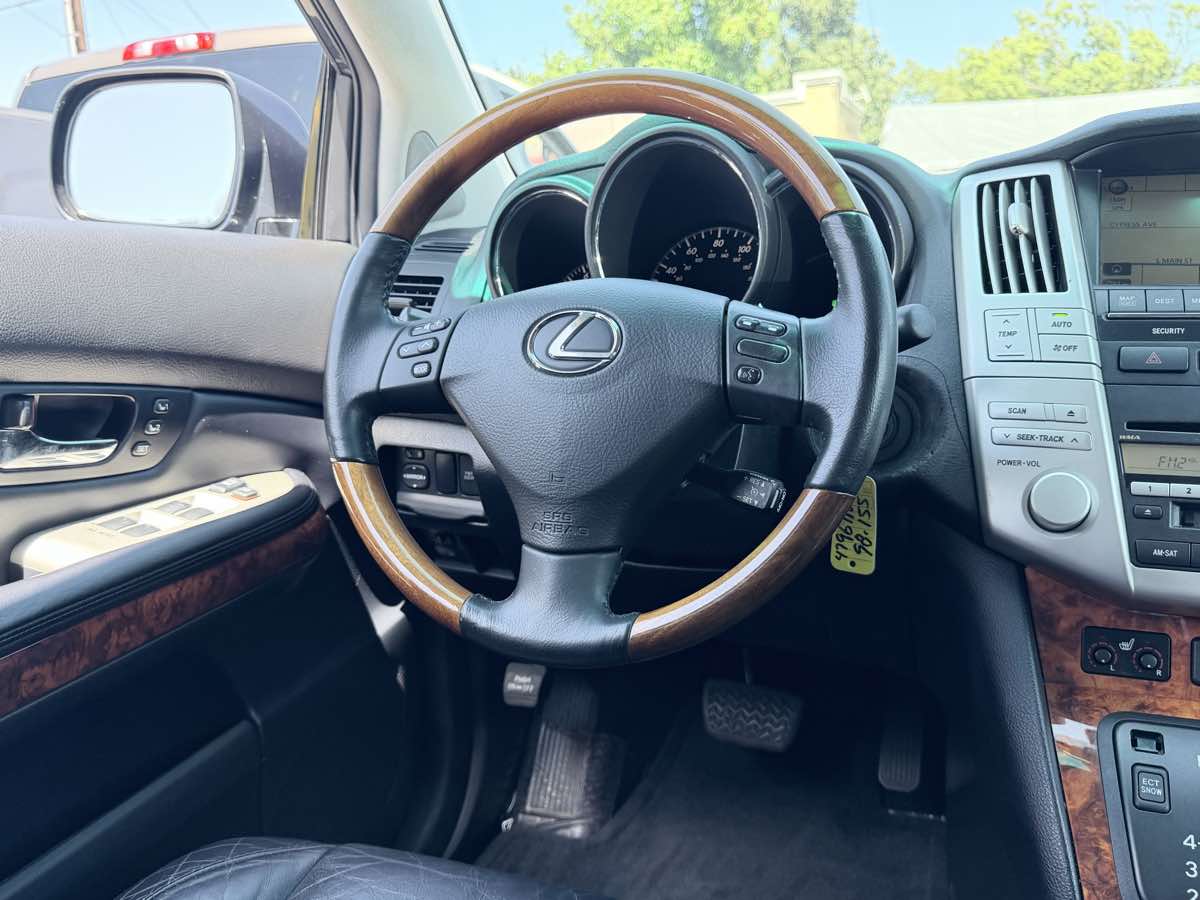 Lexus RX photo 11