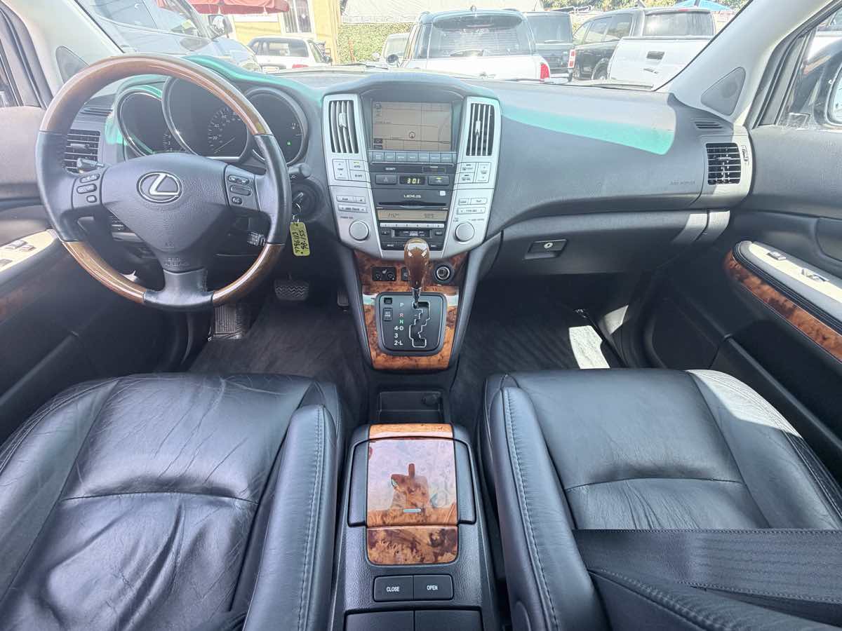 Lexus RX photo 13