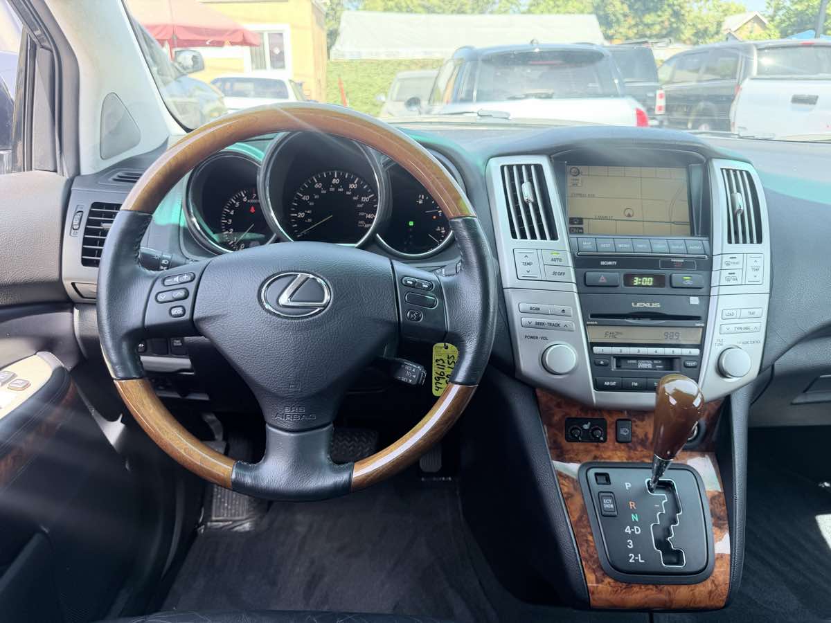 Lexus RX photo 15