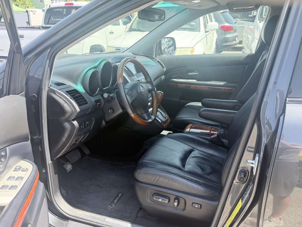 Lexus RX photo 22