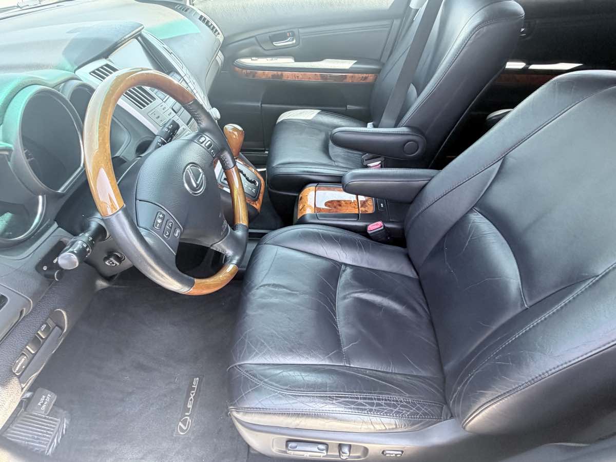 Lexus RX photo 26