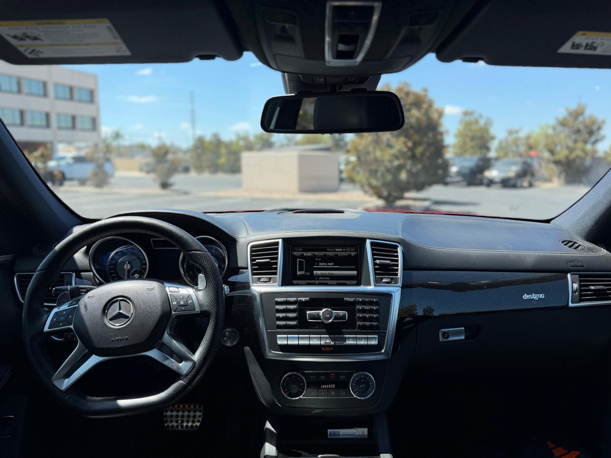 Mercedes-Benz ML 63 photo 16