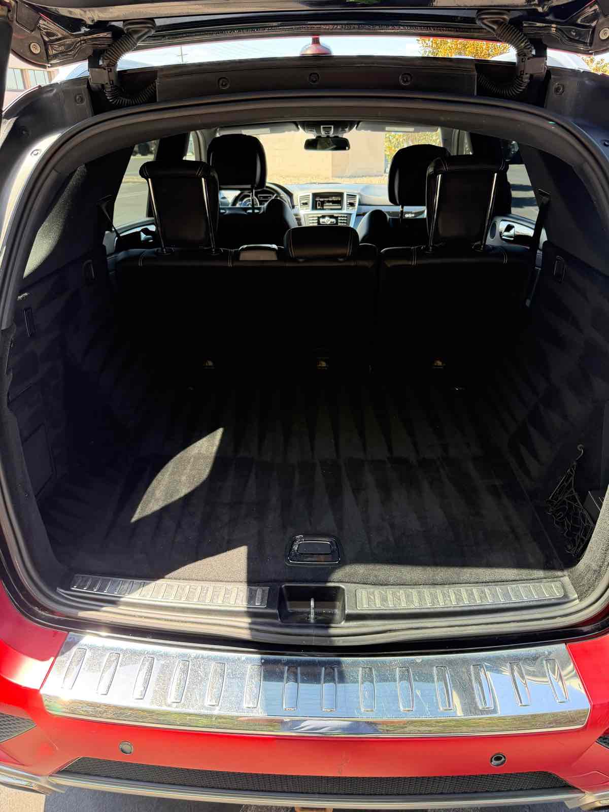 Mercedes-Benz ML 63 photo 19