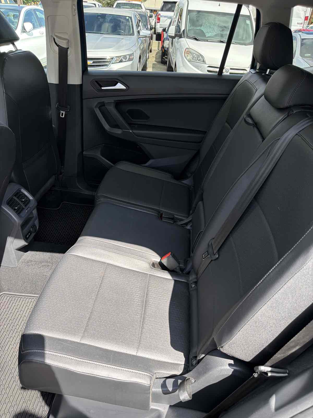 Volkswagen Tiguan photo 10