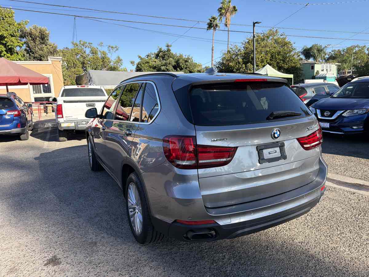 BMW X5 photo 3