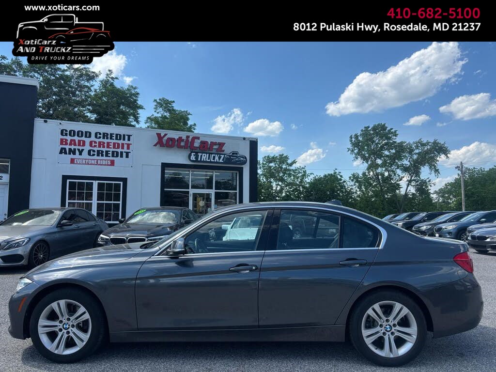 2017 BMW 3 Series 330i Sedan's photo