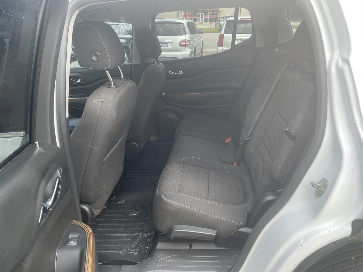 Photo 6 of this GMC Acadia