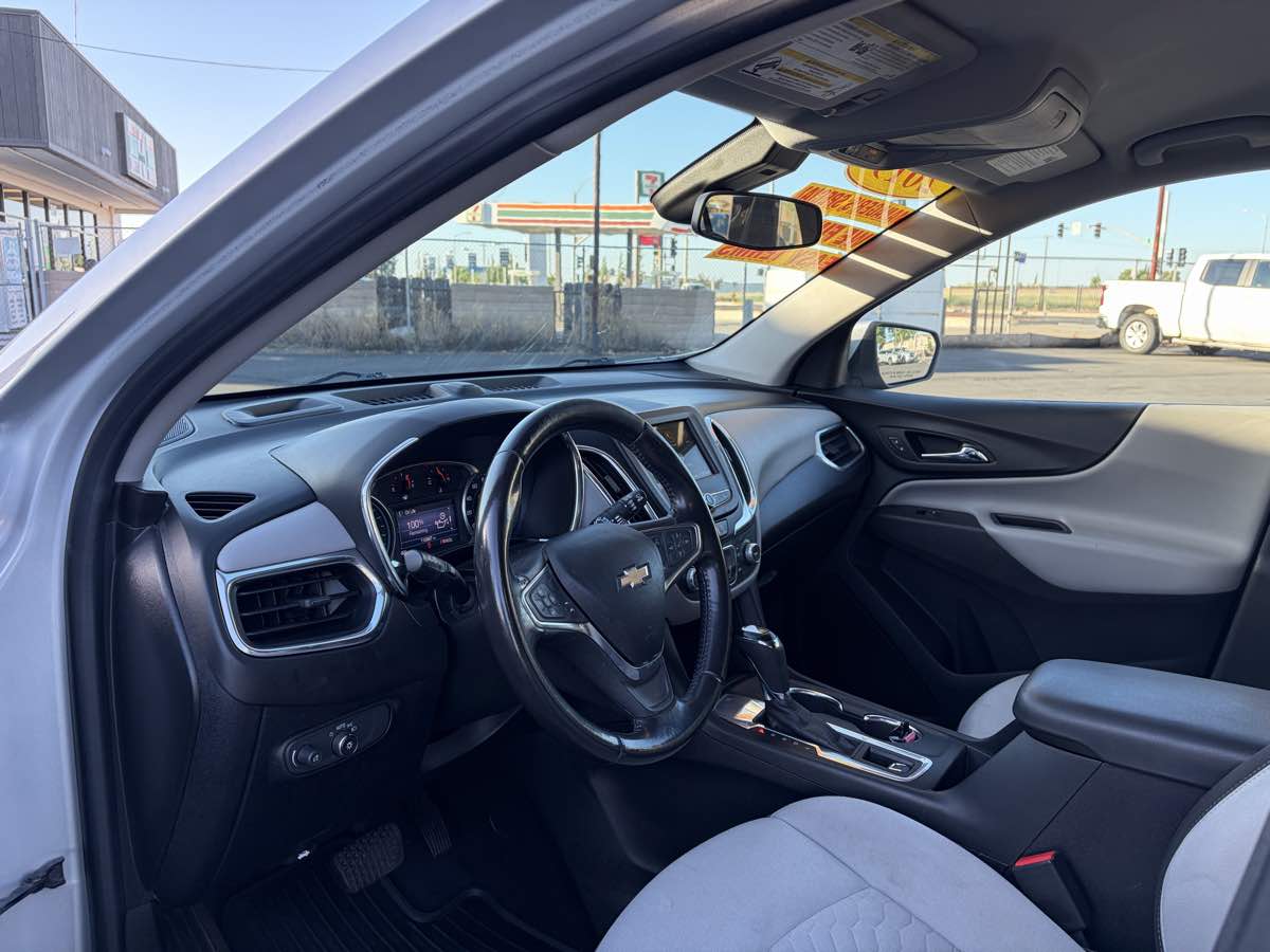 2019 Chevrolet Equinox 2FL - Photo 11